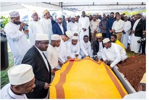 Hafidh Ameir Hassan umugabo wa Perezida Samia Suluhu Hassan yashyinguwe i Kizimkazi, asize abagore babiri