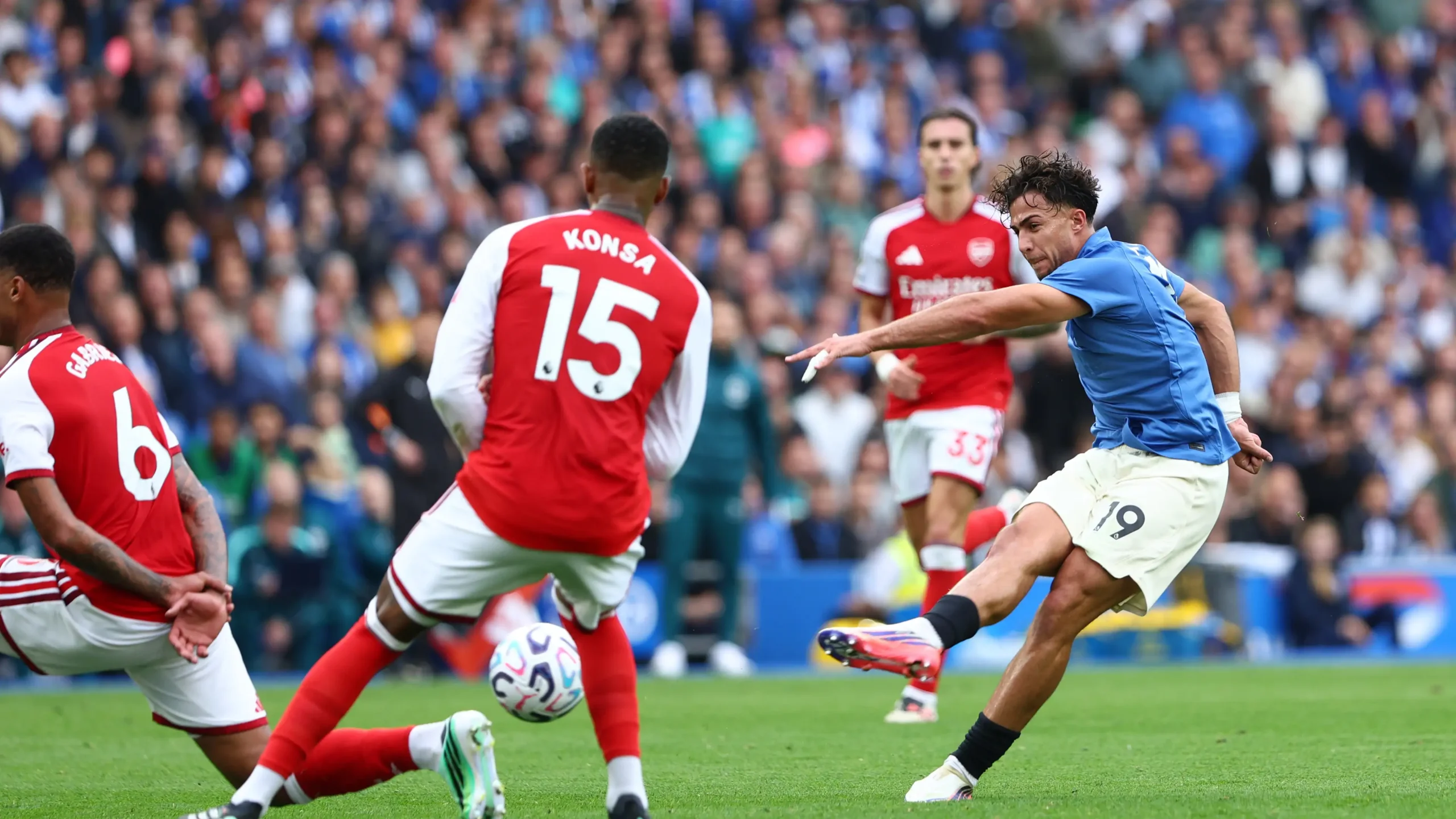 Brighton & Hove Yatsinze Arsenal Ibitego 3-0, Iyiha Isomo Rikomeye Mu mikino ya Premier League.