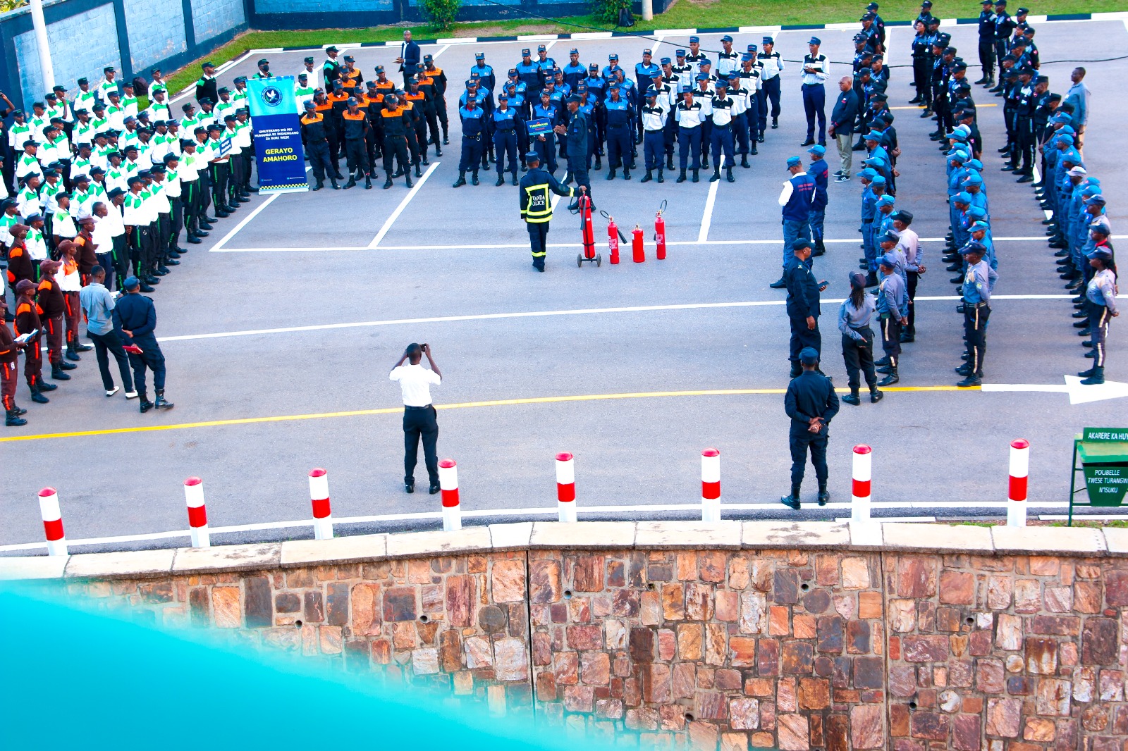 Amajyepfo: Polisi yasabye abashinzwe umutekano mu bigo byigenga kurangwa n’ubunyangamugayo